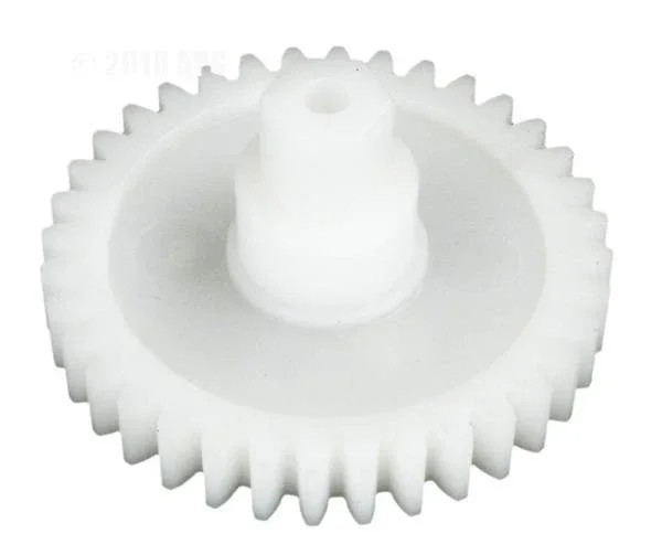 Medium turbine drive gear
