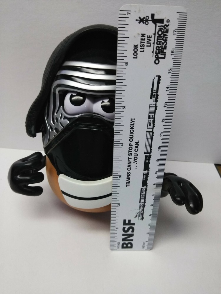 Star Wars Deluxe Lightsaber w/ Potato Head!