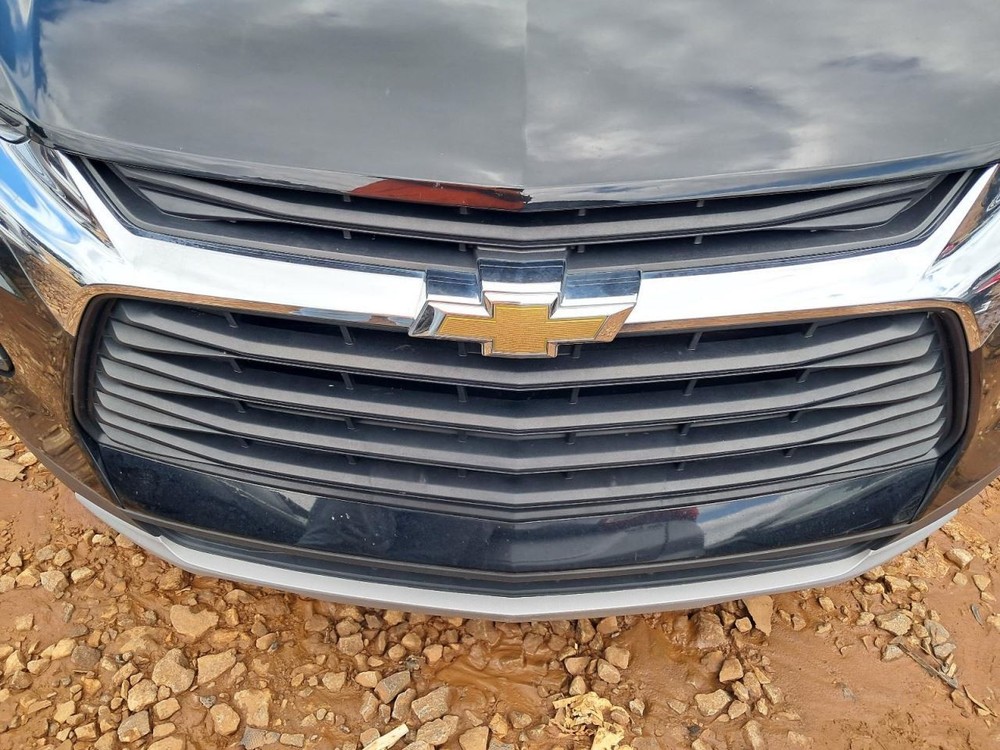 Console Front Floor Leather Armrest Fits 20-25 BLAZER 4740009