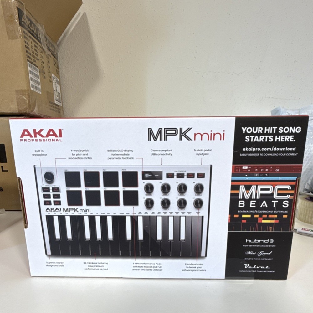 Akai MPK mini Special Edition White Keyboard Controller 25 Synth Keys USB