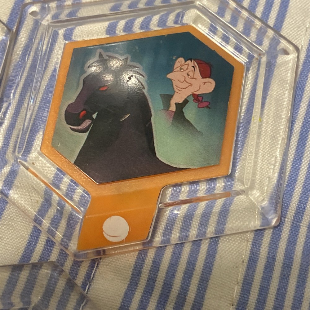 Lot 6: Disney Infinity | Pixar | Buzz Star Command Ship Tow Mater Nemo Ichabod