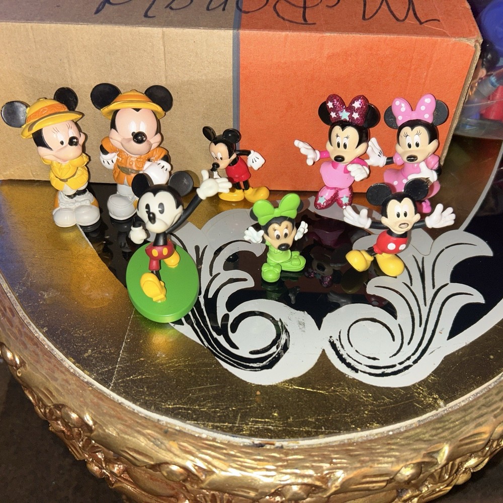 8 - Disney Collectbles Mickey & Minnie Mouse Figurines
