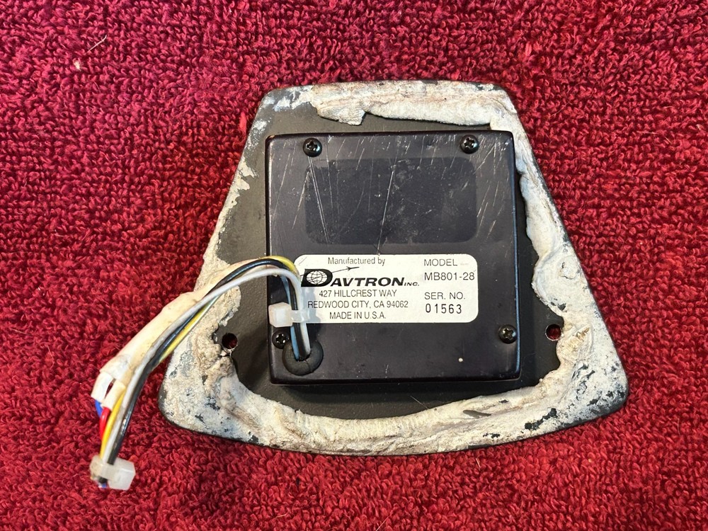 DAVTRON MB801-28 CHRONOMETER BEECHCRAFT