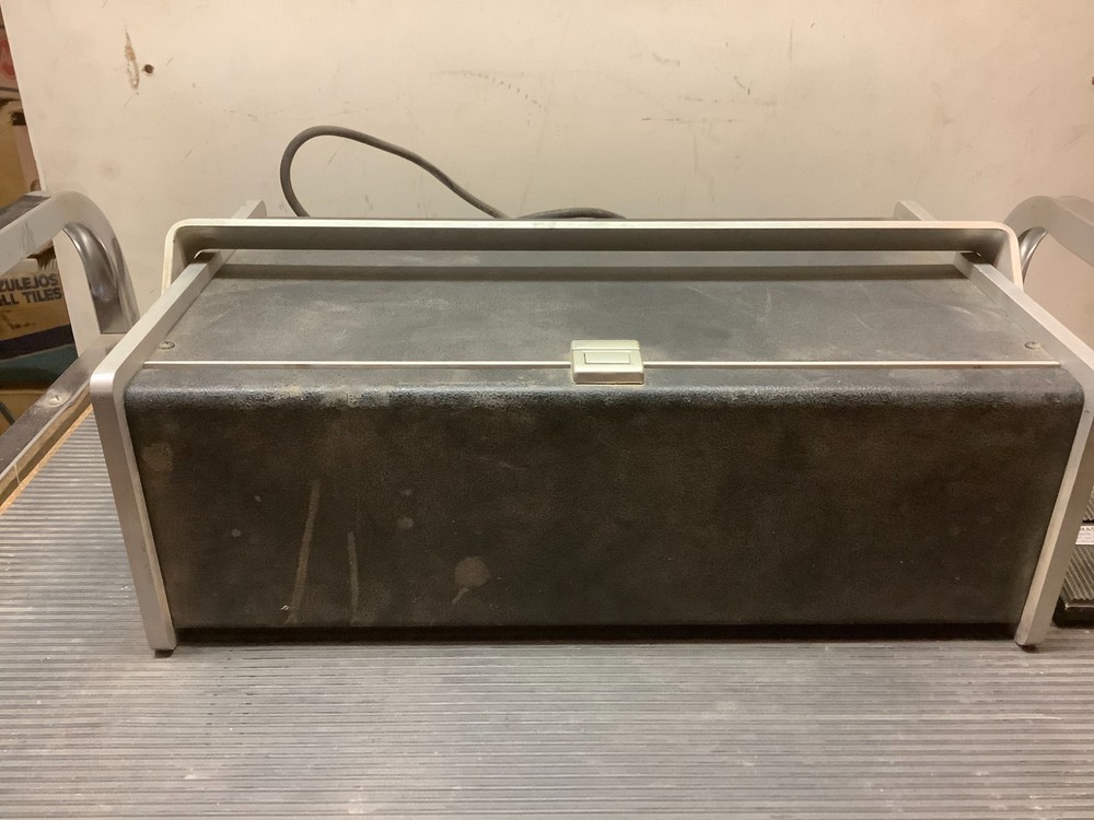 BE Electronic Schiotz Tonographer Model 720