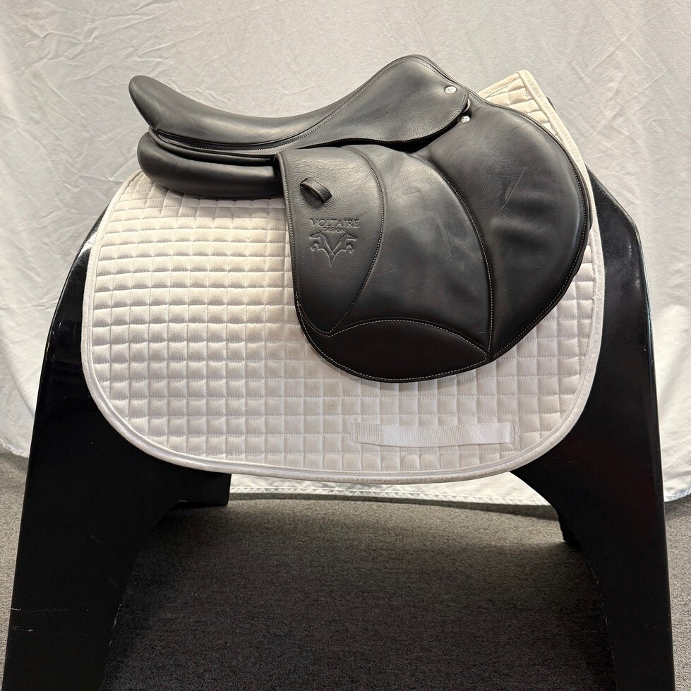 Used Voltaire Stuttgart - Size 18" Jump Saddle Brown