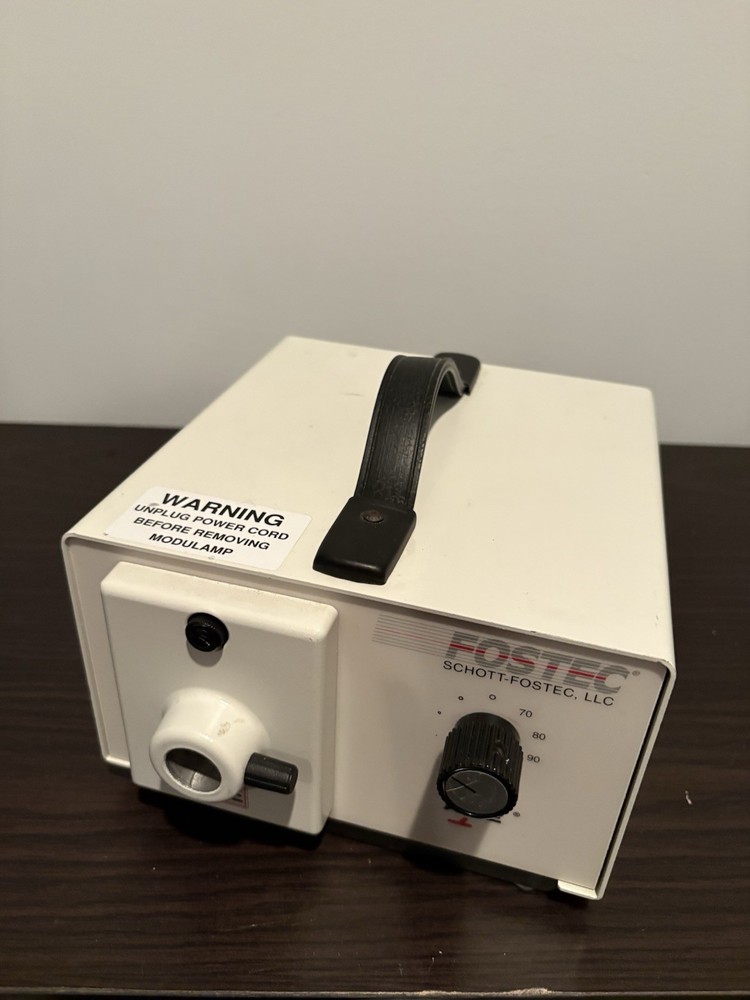 Schott-Fostec A20500 ACE Fiber Optic Illuminator Light Source EKE Bulb Tested