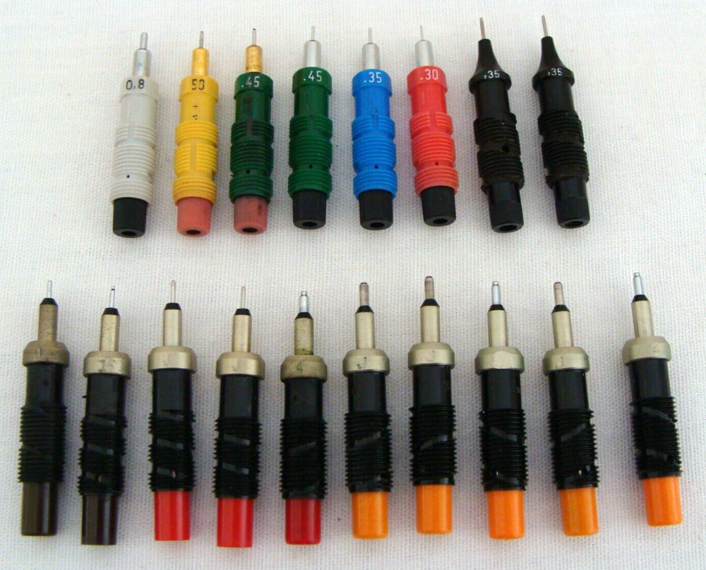 Mixed Lot Of 18 Drafting Mechanical Pen Replacement Points