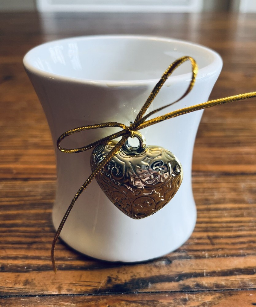 London Mini White Ceramic Planter with Gold Heart