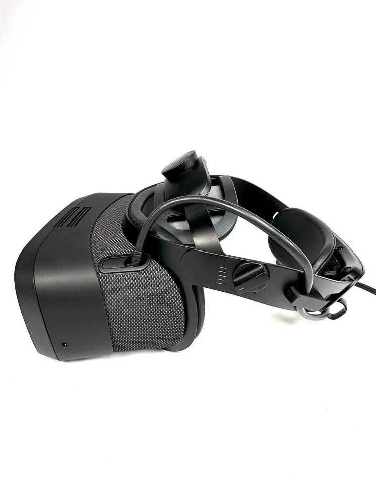 Varjo Aero VR Headset (Complete Kit) with Hard Case