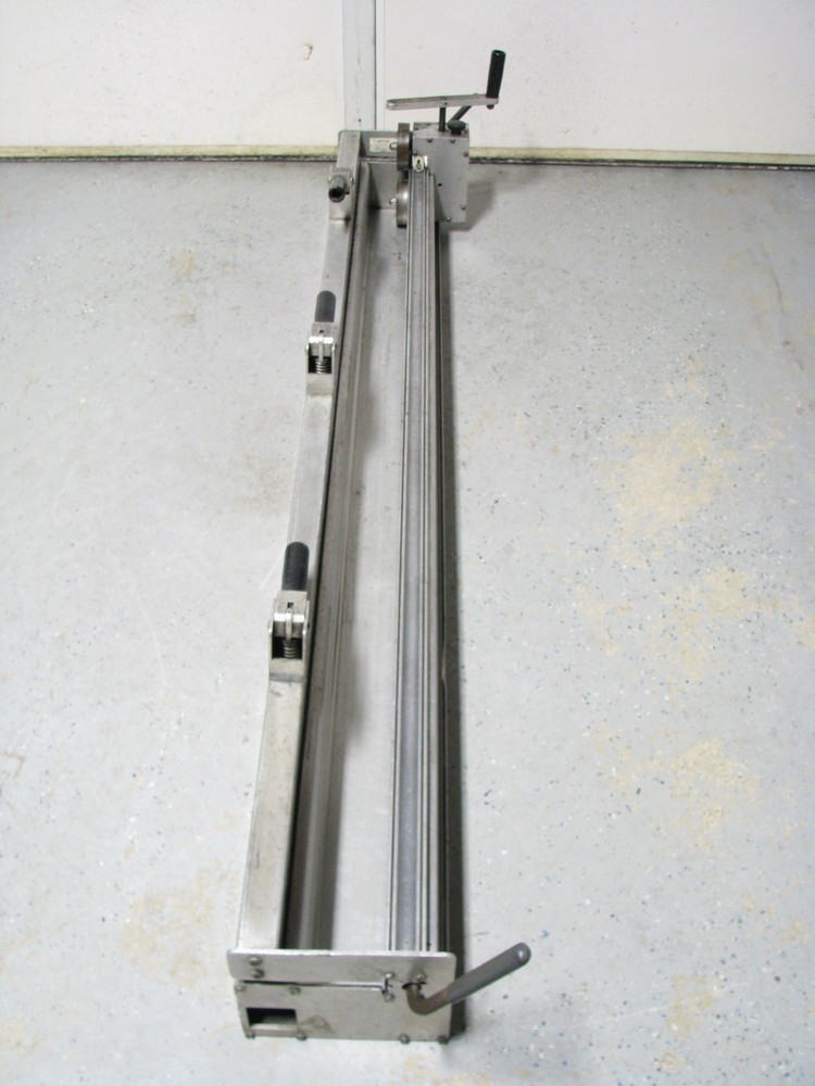60" Clipper Roller Lacer