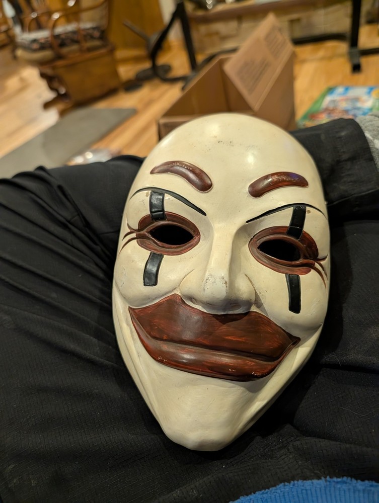 Very Unique Mask Unknown Orgin