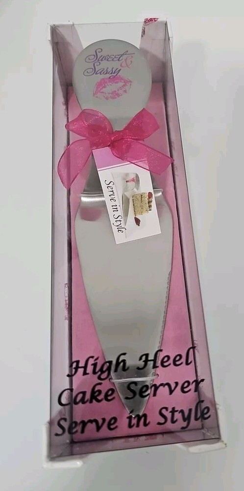 High Heel Cake Server with Removable Heel, Wild Eye Designs (1pc)