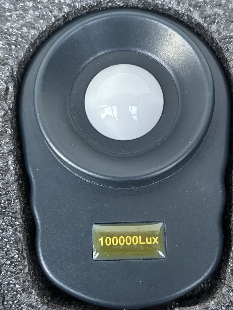 Digital World De Range Light Lux Meter - Smart Sensor RDI-AR823