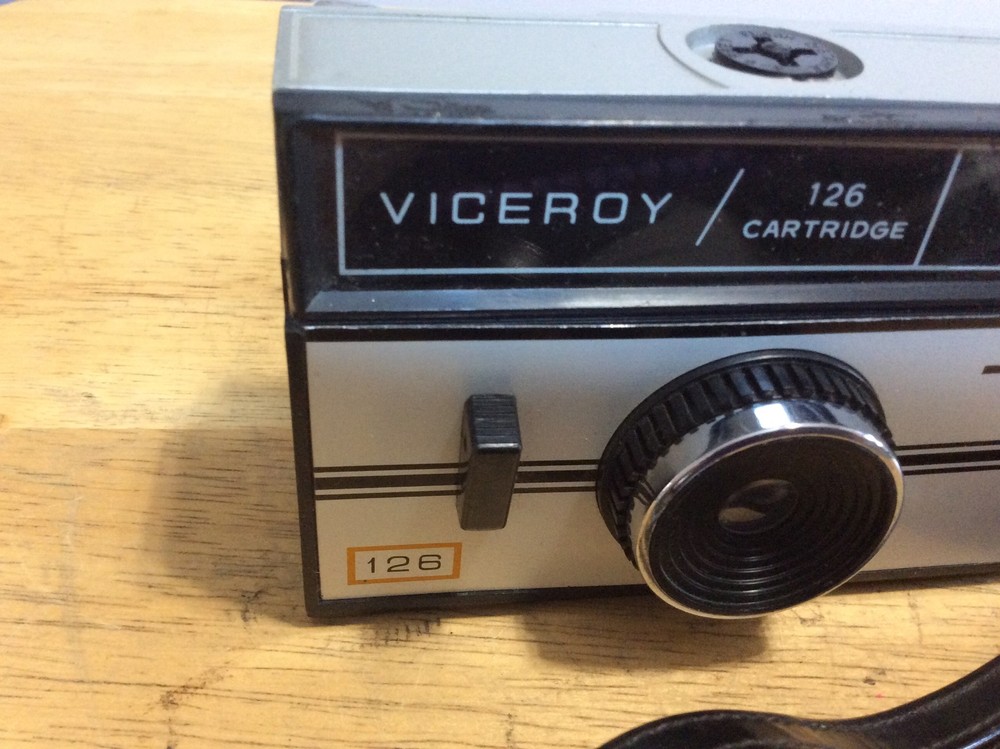 Vintage Viceroy 126 Cartridge Camera Untested