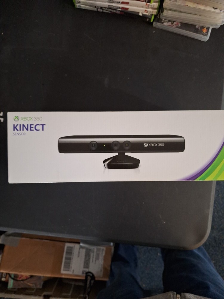 Microsoft Xbox 360 Kinect Sensor Bar w/Kinect Adventures Game