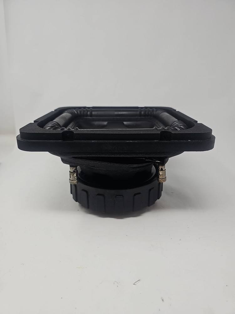 Needs Cleaning Kicker Solo Baric Speakers S8L5