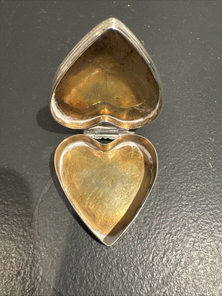 Beautiful Sterling Silver Heart Shaped Repousse Pill Box