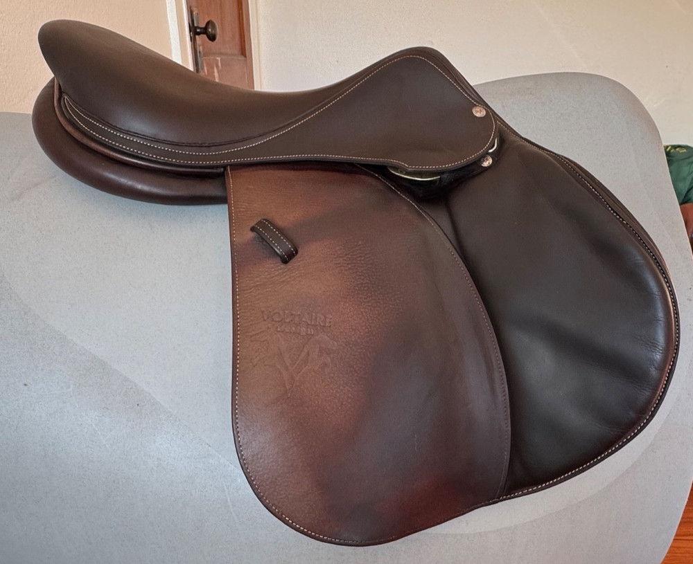17.5" Voltaire Palm Beach PRO Saddle - 2AA Flaps - Grain / Buffalo
