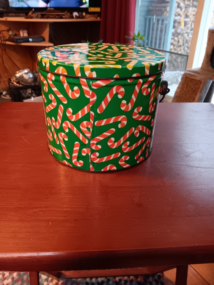 vtg candy cane tin pail. 1419