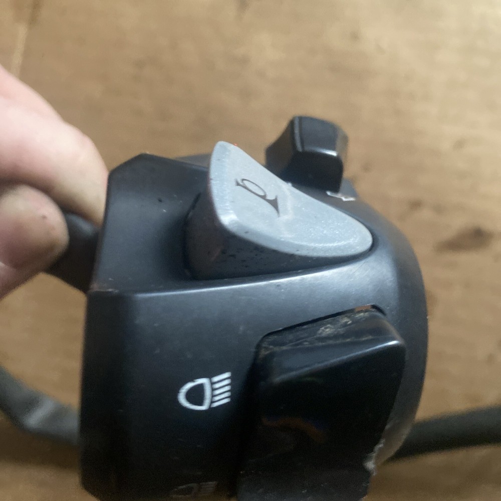 19 honda cbr300 left hand switch A1