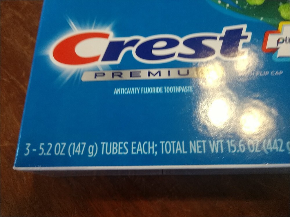 Crest Premium Plus Scope Outlast Toothpaste Mint 3 Pack Exp 9/2026. (2 Lau)