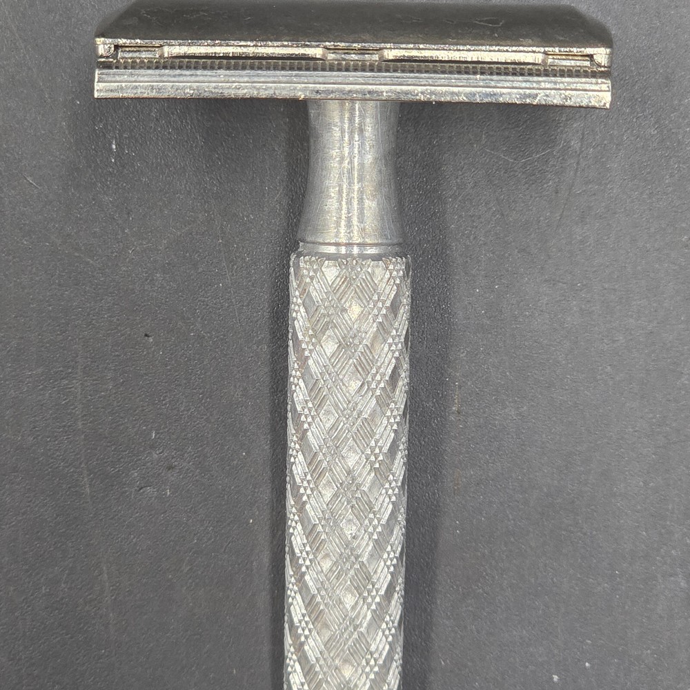 1974 Gillette Tech Aluminum Handle Tech Razor Made in England U4