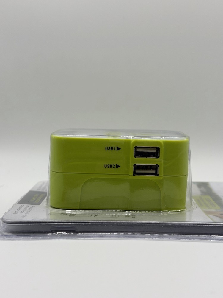Travelon Universal Adapter with Dual USB Chargers SEALED