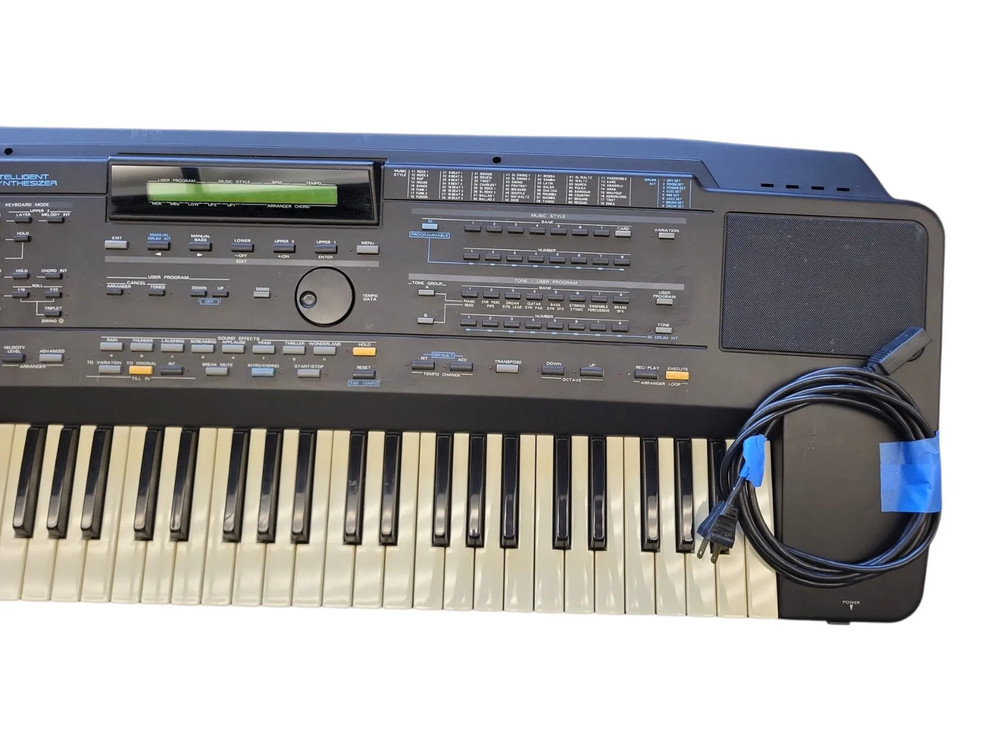 Roland E-70 Intelligent Synthesizer