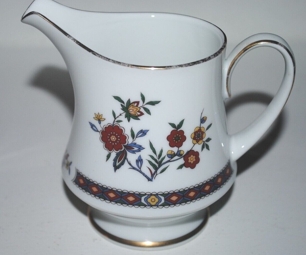 Noritake china "Chimfon" cream pitcher, excellent