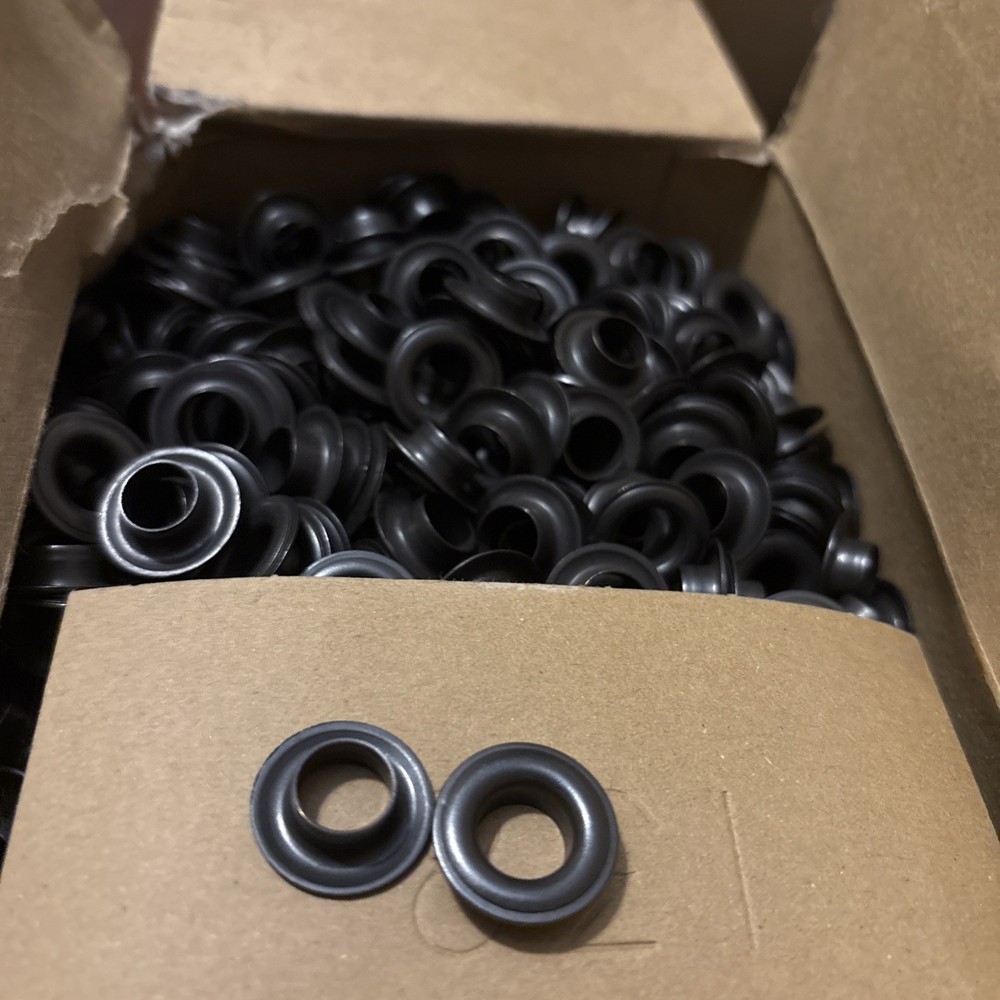 HIKER. 1000PCS 3/8" #2 Brass Eyelets BLACK