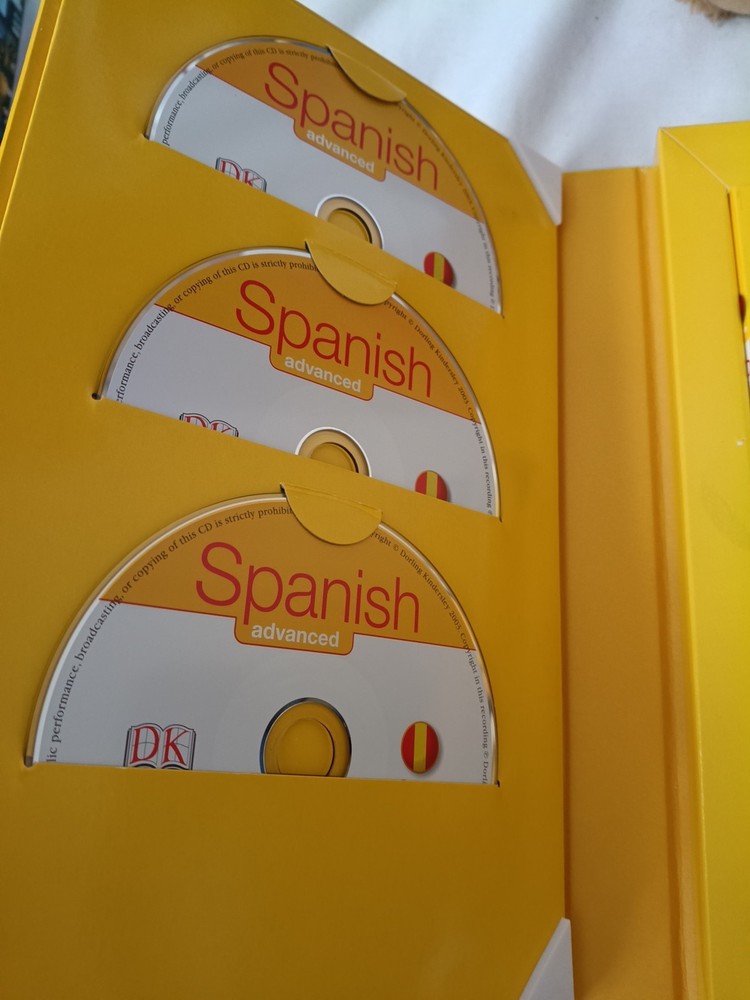 Hugo Complete Spanish: Complete CD language course 6 CD, 2 Book Set VGC