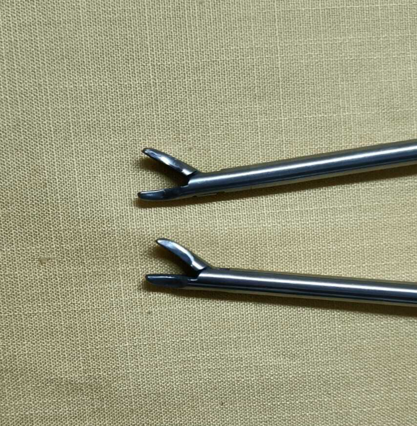 2pc Laparoscopic Needle Holder Curved Jaw 5mm Black Handle Reusable Instruments