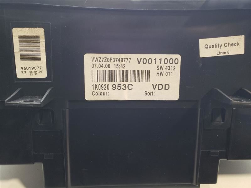 Speedometer US 160 MPH With Multifunction Display Fits 2006-2007 RABBIT OEM