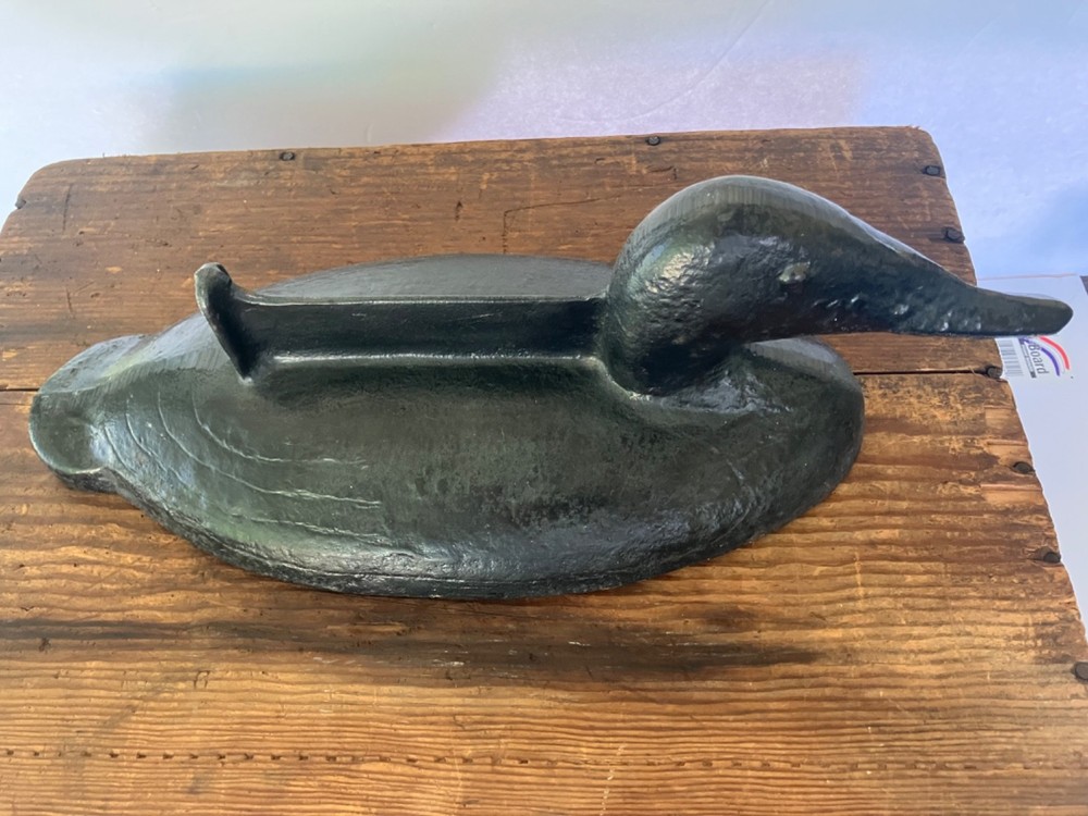 ANTIQUE USA CIRCA 1890 CAST IRON DUCK BOOT SCRAPER