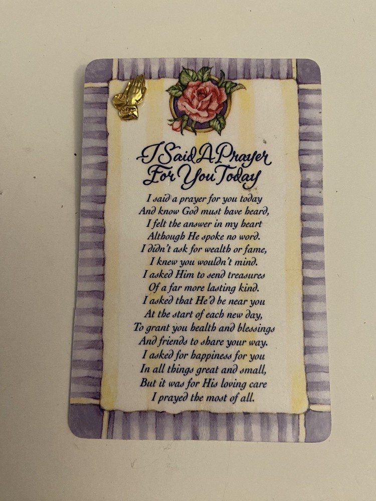 Praying Hands Lapel Pin P17