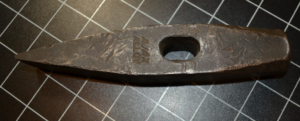 AJAX - 3 1/2# - SPLITTING CHISEL - BLACKSMITH - VERY GOOD CONDITION