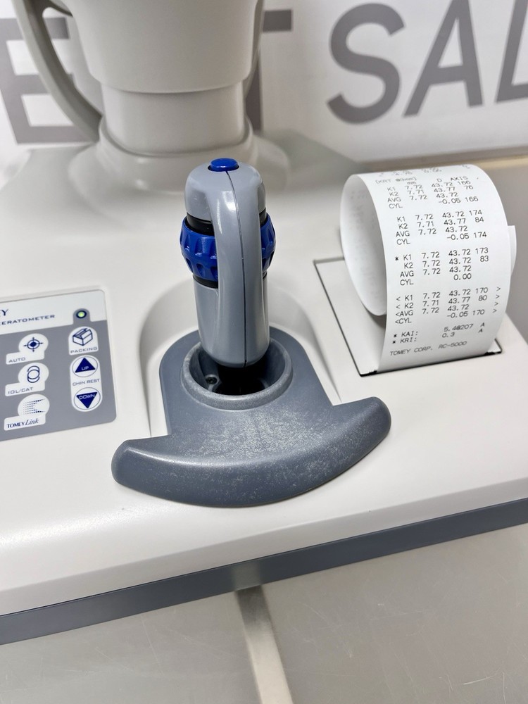 Tomey RC-5000 Auto Refkeratometer