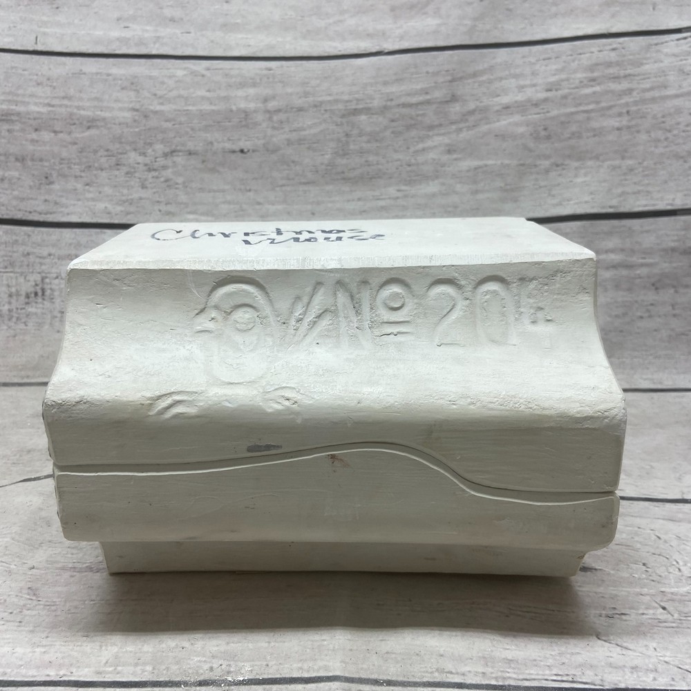 Unbranded Ceramic Casting Mold Christmas Mouse With Gift #204