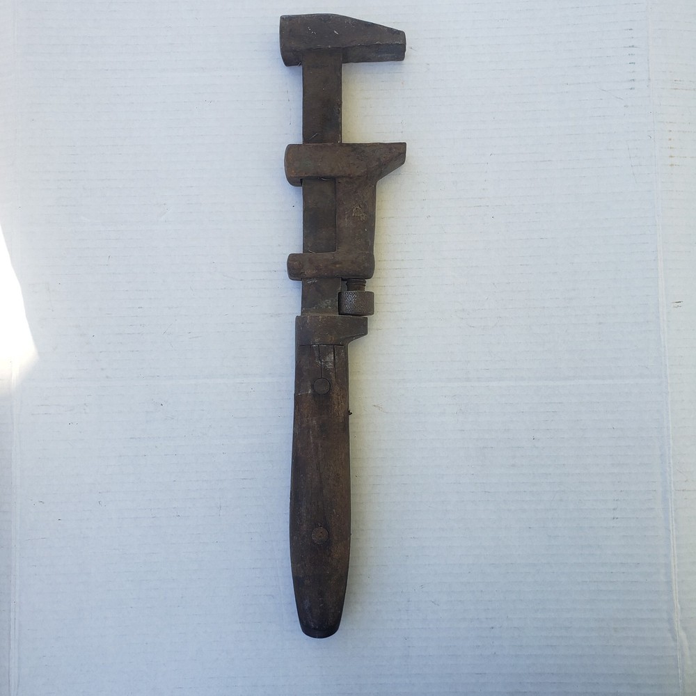 Vintage Antique Adjustable 18” Pipe Monkey Wrench Wooden Handle