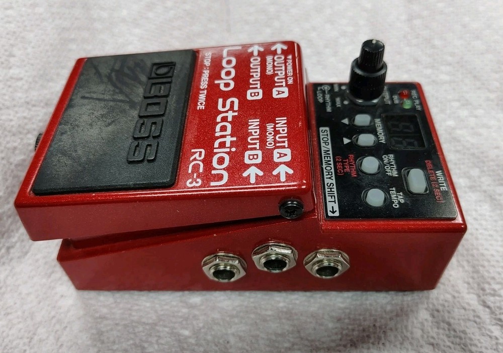BOSS RC-3 LOOPER EFFECTS PEDAL