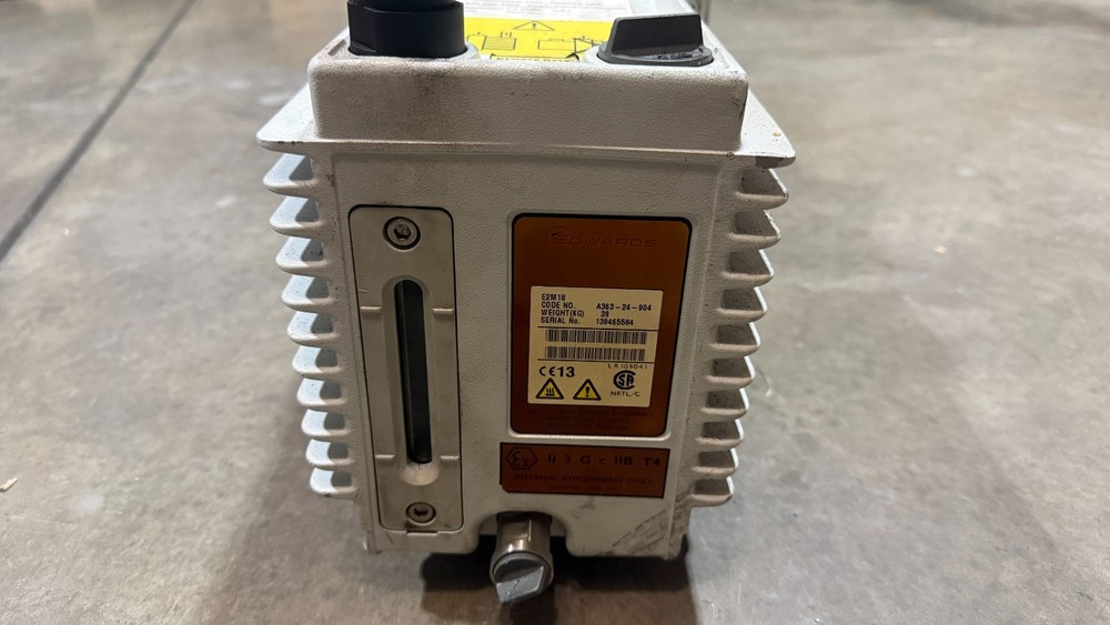 Edwards E2M18 / A363-24-904 vacuum pump rotary vane mechanical