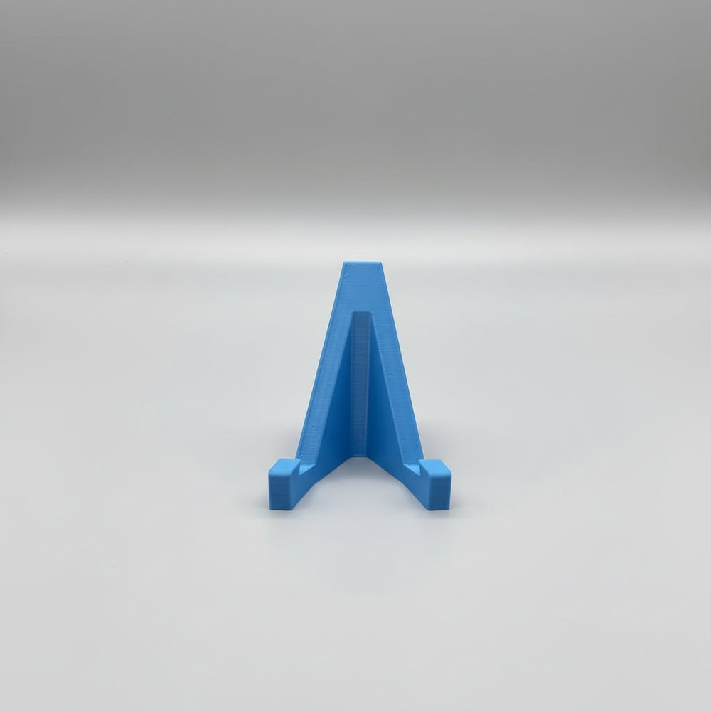 3D Printed Basic Card Stand