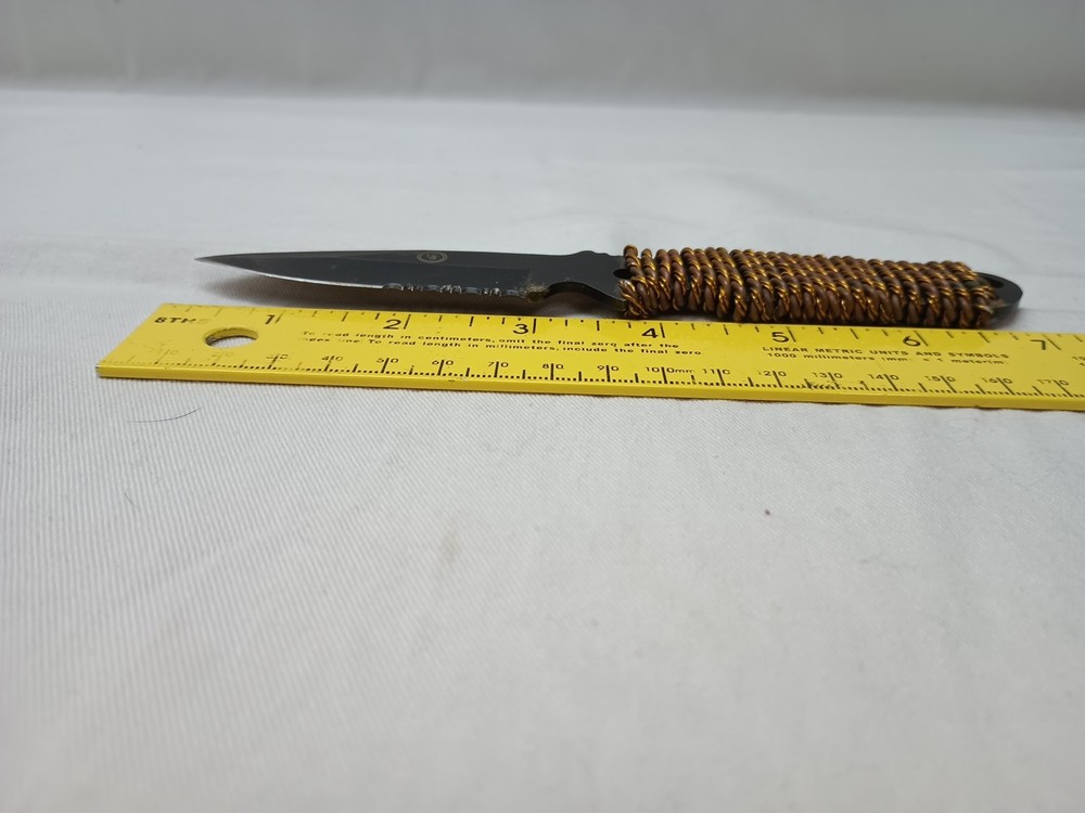 Uts Para Knife Fs Fixed Blade Knife Partial Serated