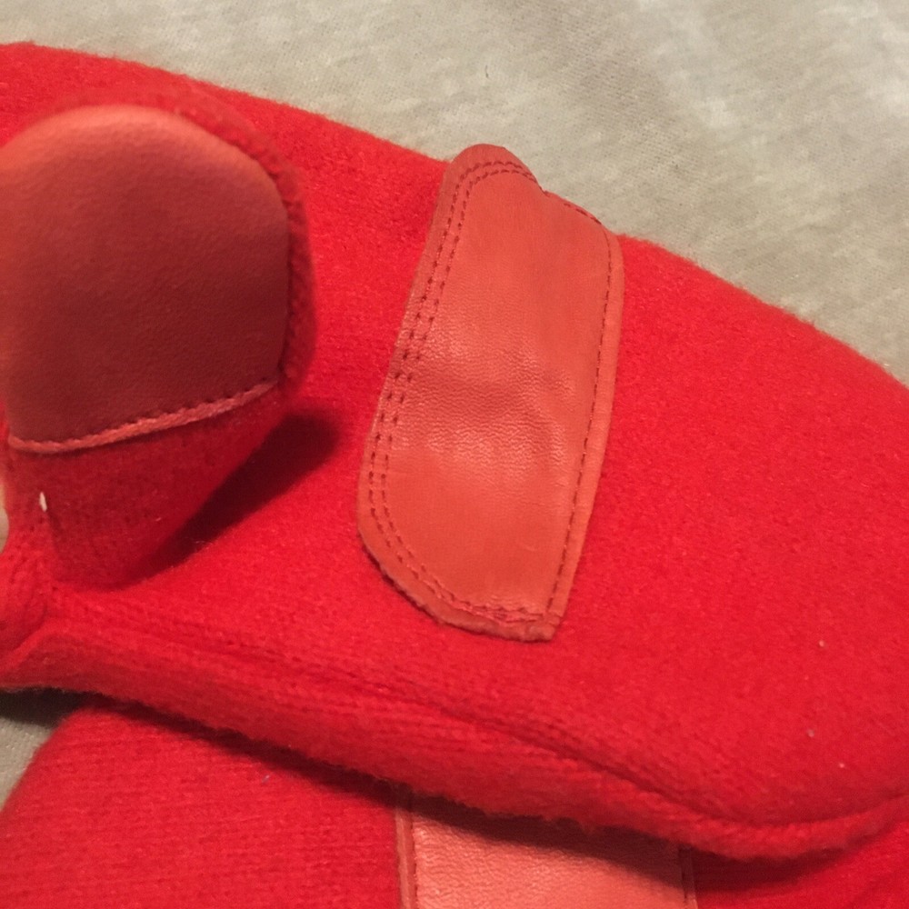 Nichol’s Vintage hunting mittens