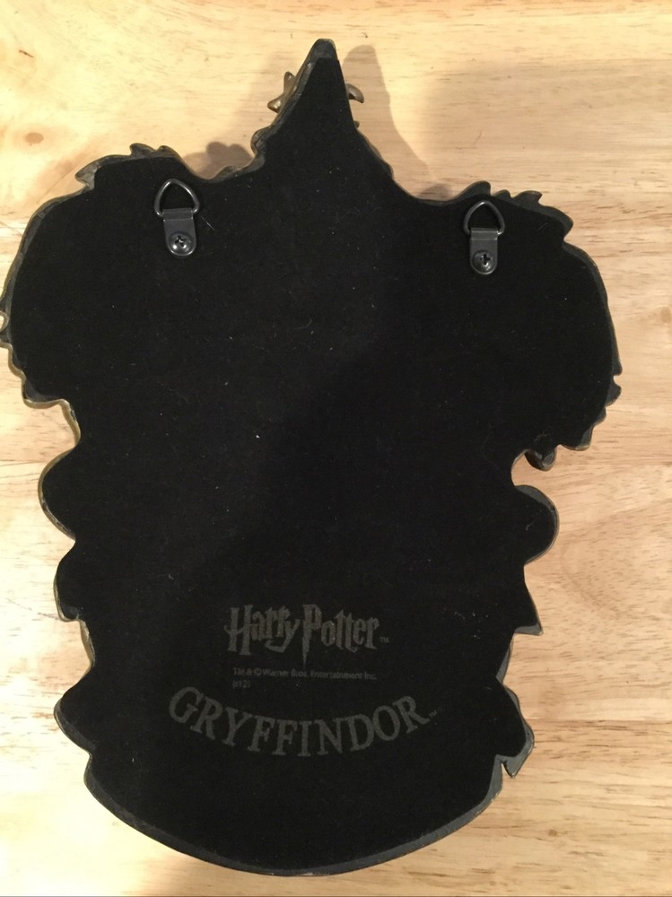 Harry Potter Gryffindor Crest/ Shield Hanging