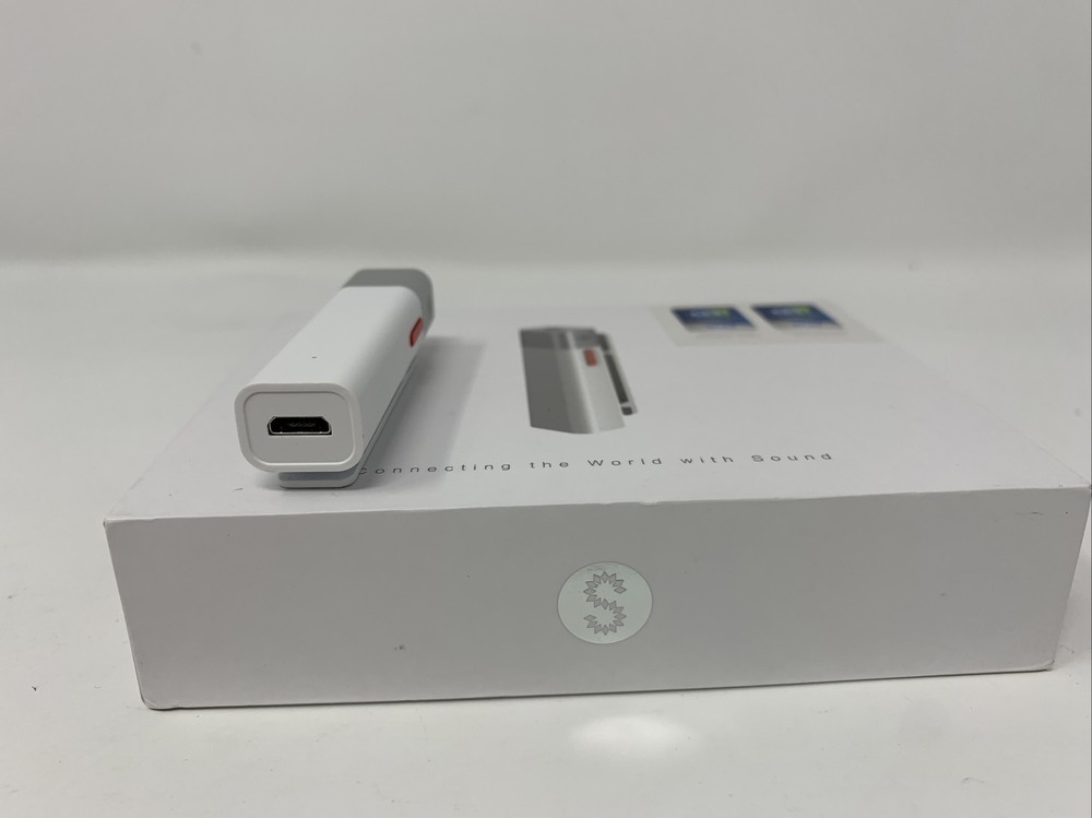 SabineTek SmartMike+ Wireless Lavalier Microphone For IPhone & Android White