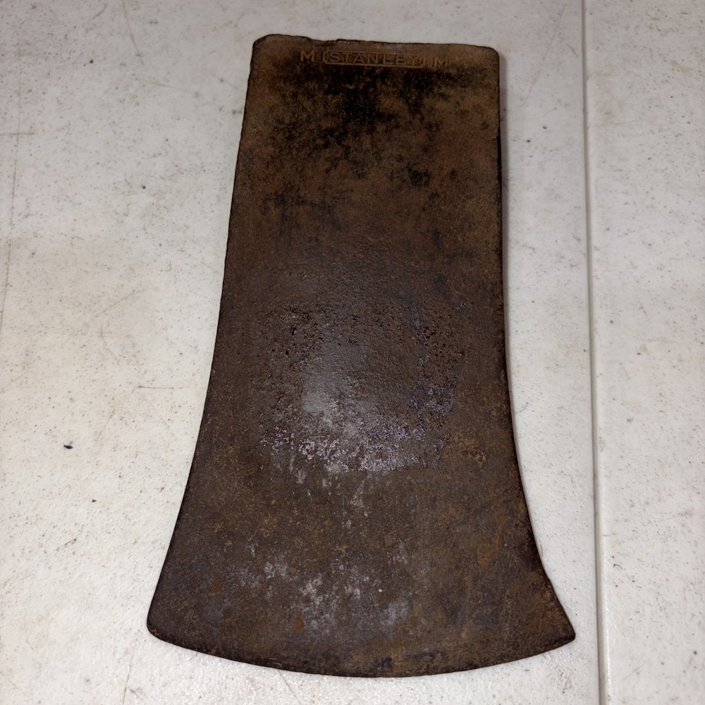 Vintage M Stanley M 3 1/2# Axe Head