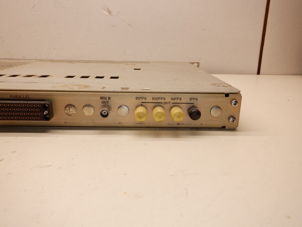 TRAK SYSTEMS MODEL 8390 TIME CODE GENERATOR