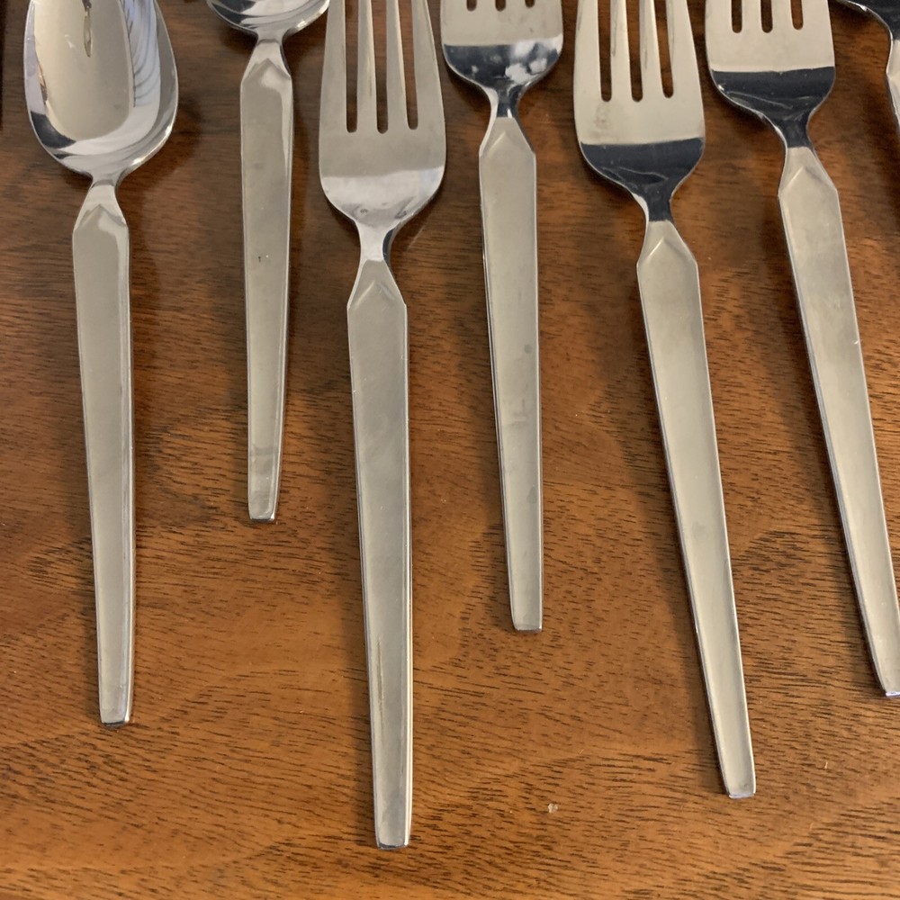 Haddon Hall MCM Modern Stainless Silverware Flatware 48pc Serving Pcs Japan
