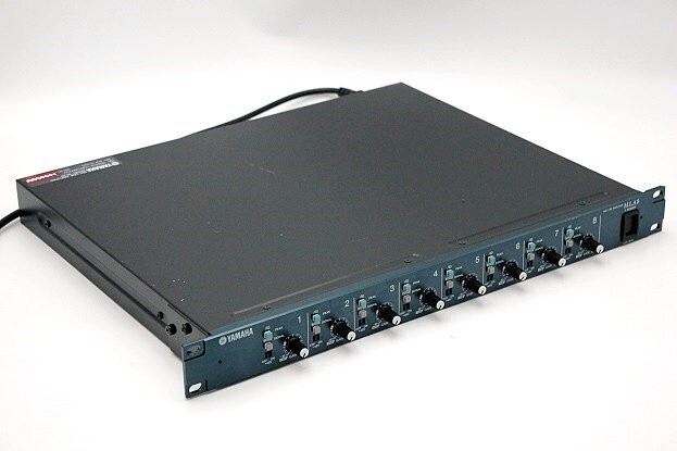 YAMAHA MLA8 8-channel Microphone Preamplifier